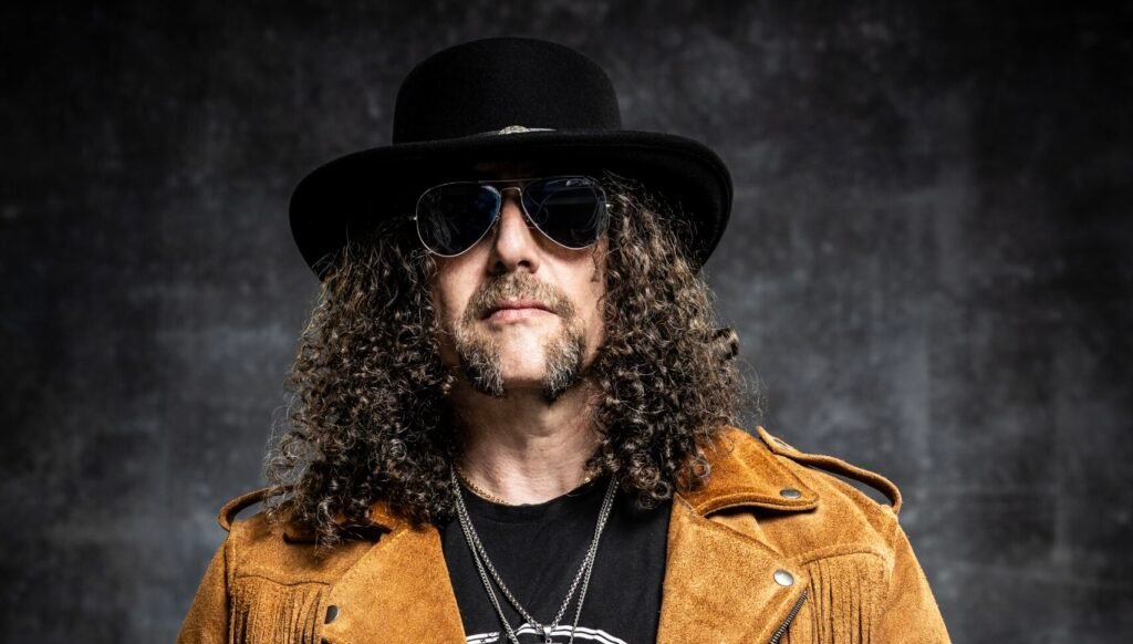 The Artist As A Lifeline: Ray Ray Star Creates Music That Holds You Together The Artist As A Lifeline: Ray Ray Star Creates Music That Holds You Together