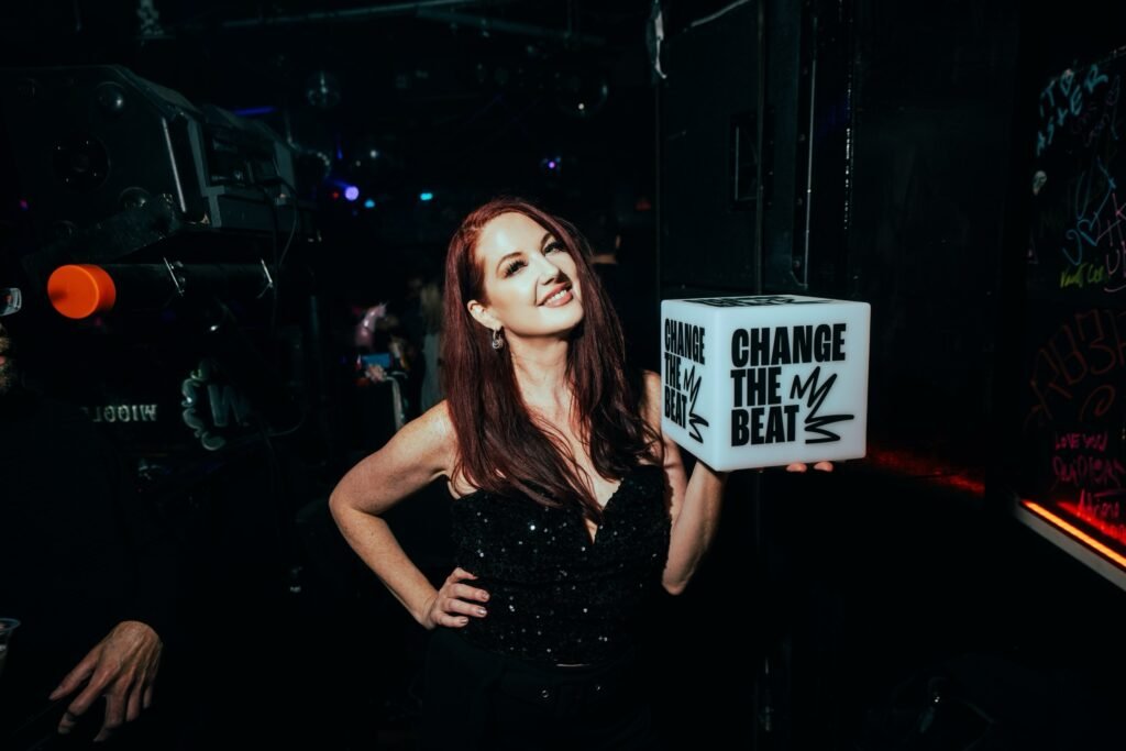 Change The Beat Teams Up With Sara Landry & HEKATE Records For Remix Competition Supporting Women & Gender Expansive Artists – Electric Mode Change The Beat Teams Up With Sara Landry & HEKATE Records For Remix Competition Supporting Women & Gender Expansive Artists – Electric Mode