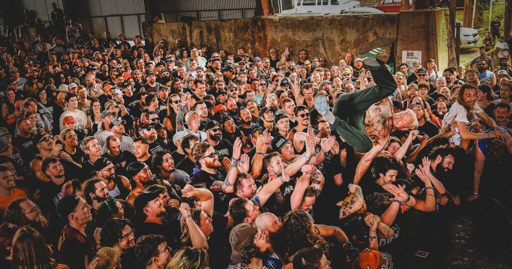 Haywire announce new album, I Don't Wanna Say Goodbye Haywire announce new album, I Don't Wanna Say Goodbye