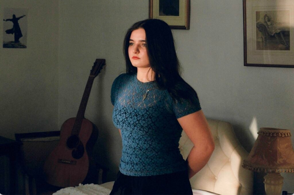 Muireann Bradley to release new EP and adds tour dates