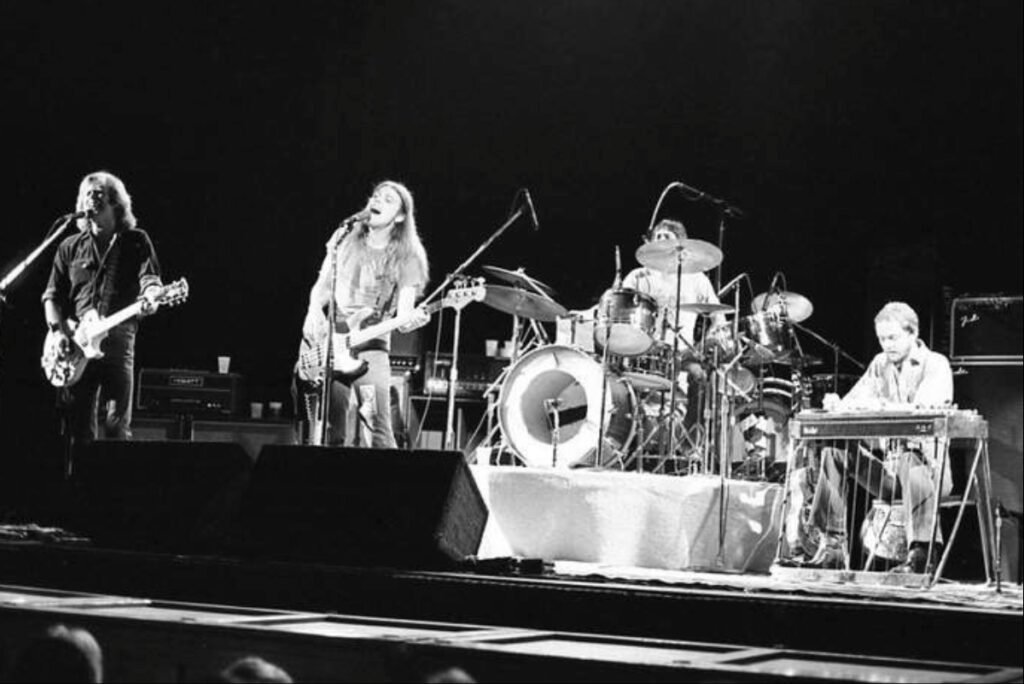 Classic Clips: Poco High And Dry – The Midnight Special, 1975 Classic Clips: Poco High And Dry – The Midnight Special, 1975