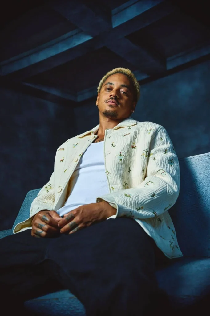 Kalvin Love – The World (Single) Kalvin Love – The World (Single)