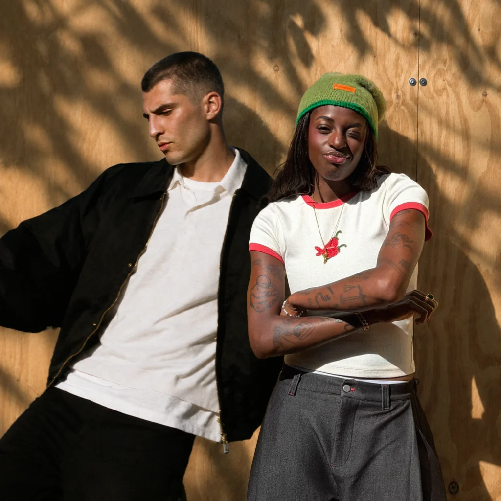 Charlie Jeer ft: Cat Burns – small talk (Official Video) Charlie Jeer ft: Cat Burns – small talk (Official Video)