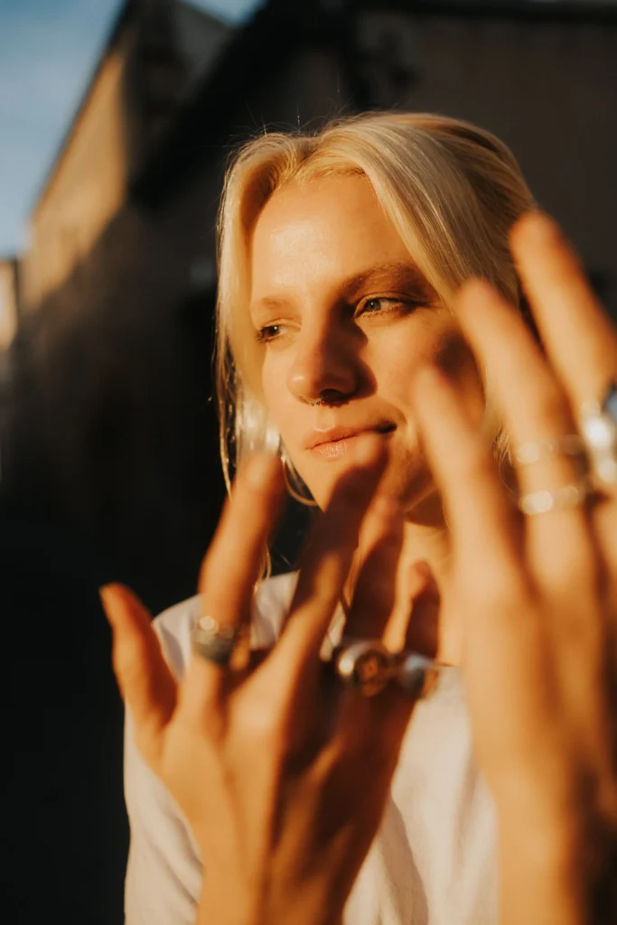Levina – Invincible Summer (Album) + 10 Questions Levina – Invincible Summer (Album) + 10 Questions