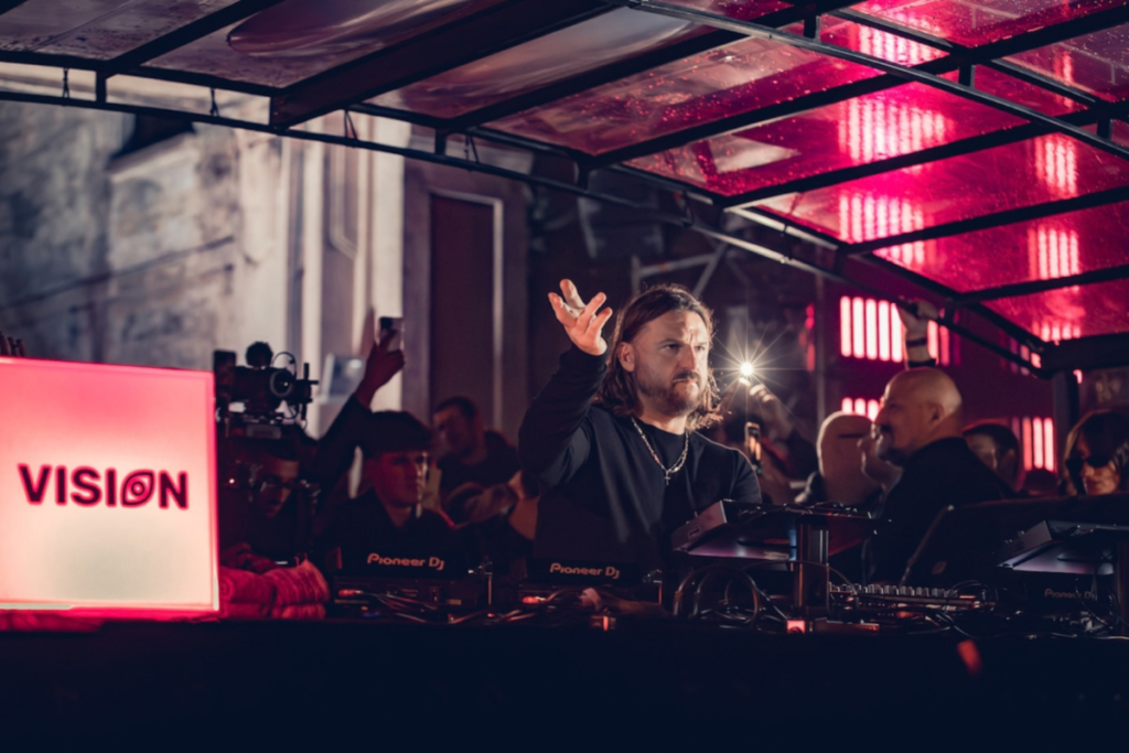 Solomun, Michael Bibi & Chris Stussy Set For Visions September Events In Milan – Electric Mode