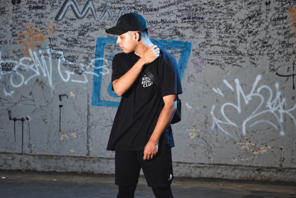 Deadlynoiz & LVLD Music Unveil Experimental Bass House Track Waiting – Electric Mode