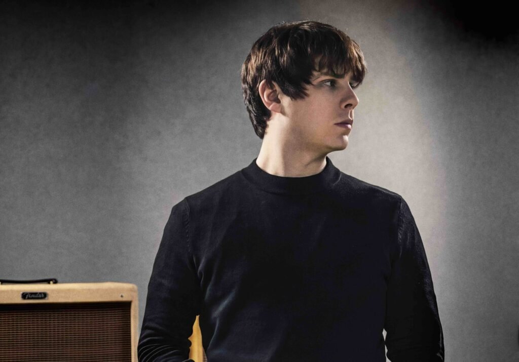 Jake Bugg announces a fortnight of intimate record store appearances Jake Bugg announces a fortnight of intimate record store appearances