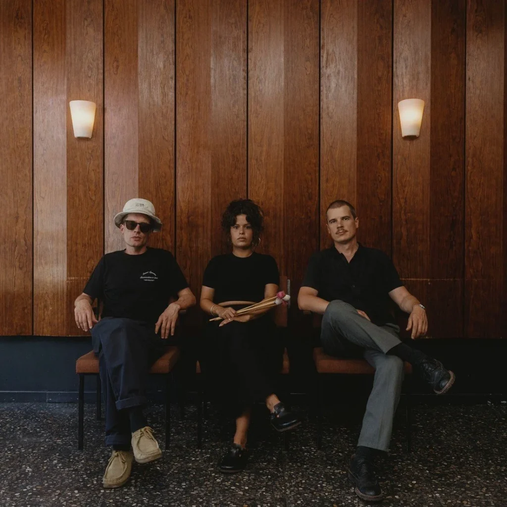 The Twit 1, II, Three – Focafi (Single) The Twit 1, II, Three – Focafi (Single)